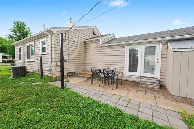 600 W Republic, Salina, KS 67401