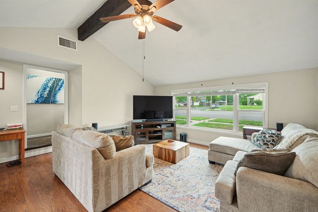 600 W Republic, Salina, KS 67401