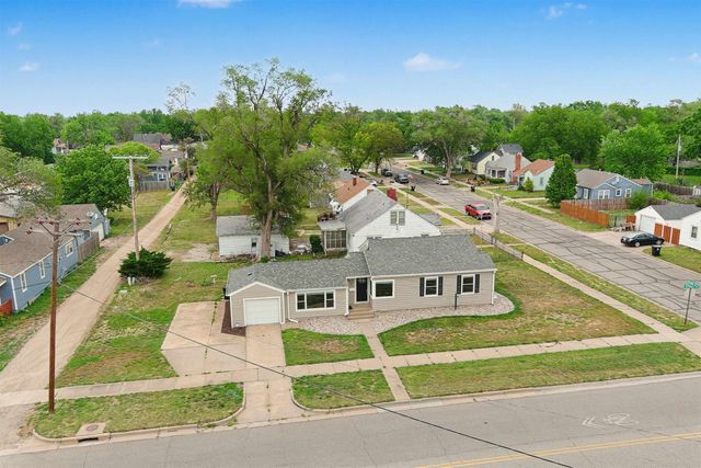 600 W Republic, Salina, KS 67401