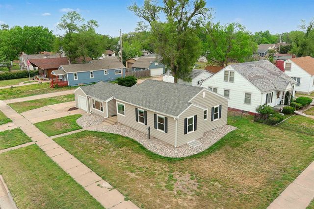 600 W Republic, Salina, KS 67401