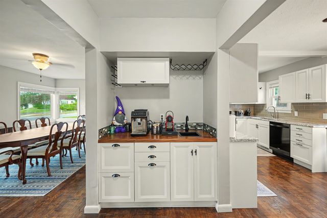 600 W Republic, Salina, KS 67401