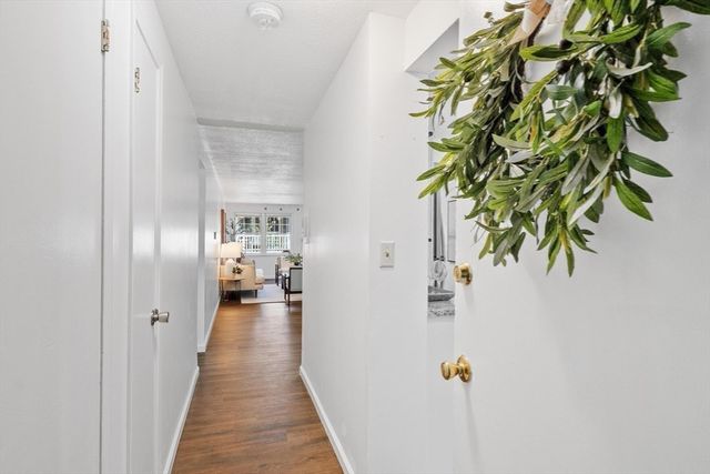 5 Elm Street 1, Acton, MA 01720