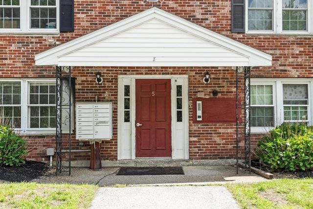 5 Elm Street 1, Acton, MA 01720