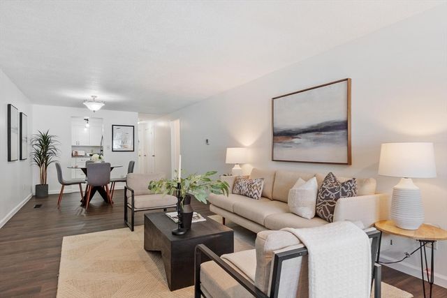 5 Elm Street 1, Acton, MA 01720