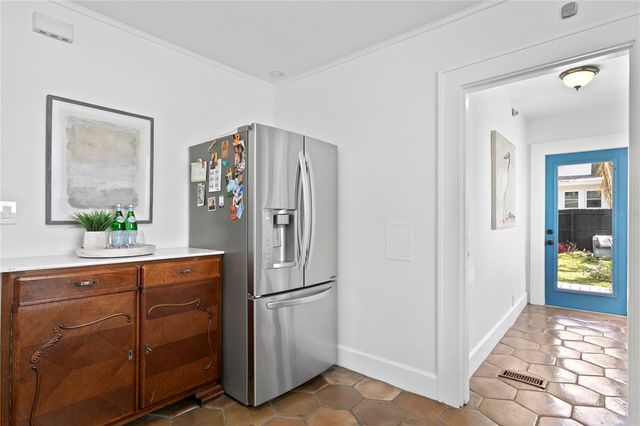 1140 OAK STREET NE, St Petersburg, FL 33701