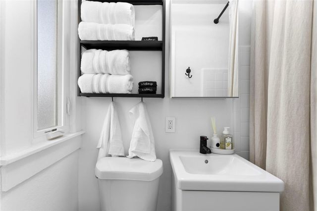 1140 OAK STREET NE, St Petersburg, FL 33701