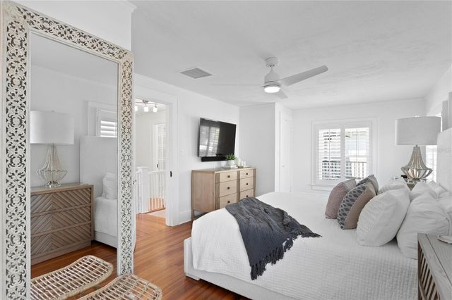 1140 OAK STREET NE, St Petersburg, FL 33701