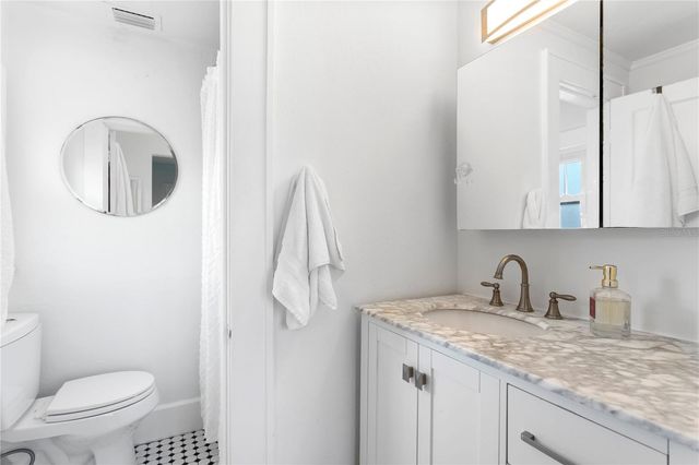 1140 OAK STREET NE, St Petersburg, FL 33701