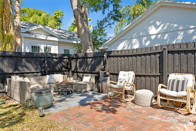 1140 OAK STREET NE, St Petersburg, FL 33701