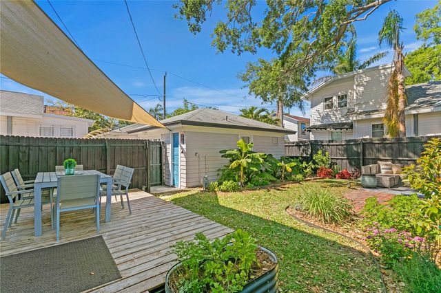 1140 OAK STREET NE, St Petersburg, FL 33701