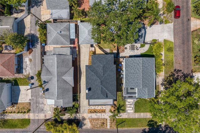 1140 OAK STREET NE, St Petersburg, FL 33701