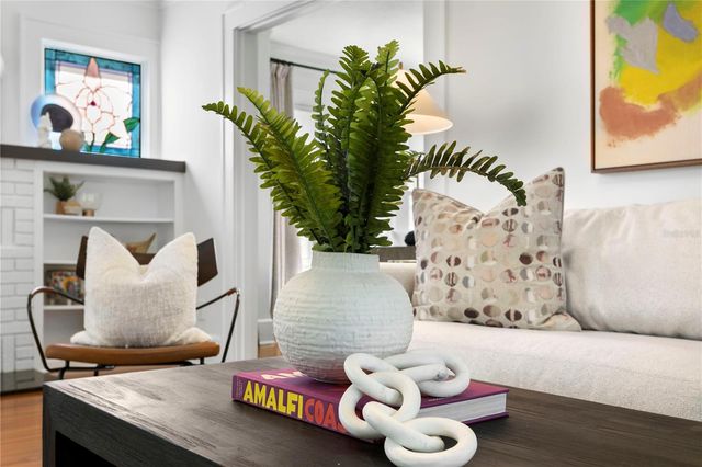 1140 OAK STREET NE, St Petersburg, FL 33701