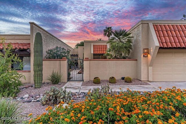 795 E Camino Corrida, Oro Valley, AZ 85704