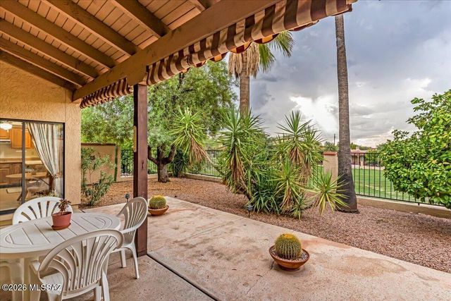 795 E Camino Corrida, Oro Valley, AZ 85704
