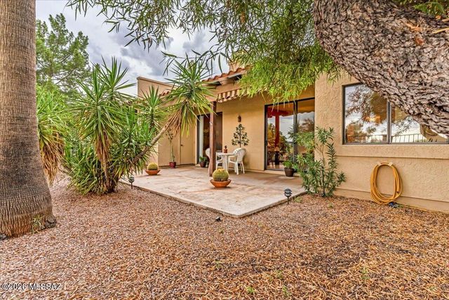 795 E Camino Corrida, Oro Valley, AZ 85704