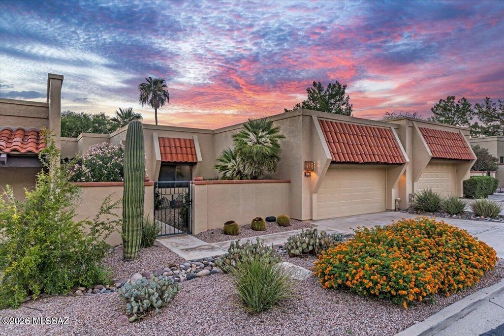 795 E Camino Corrida, Oro Valley, AZ 85704