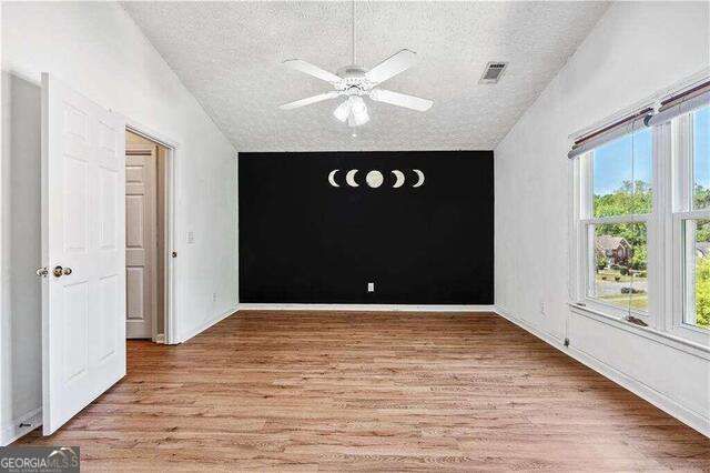 2152 MARNE Glen NW, Kennesaw, GA 30152