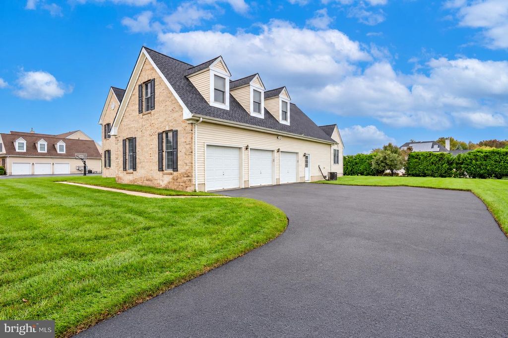 6 BYRNE CT, MONROE TOWNSHIP, NJ 08831 — photo 4