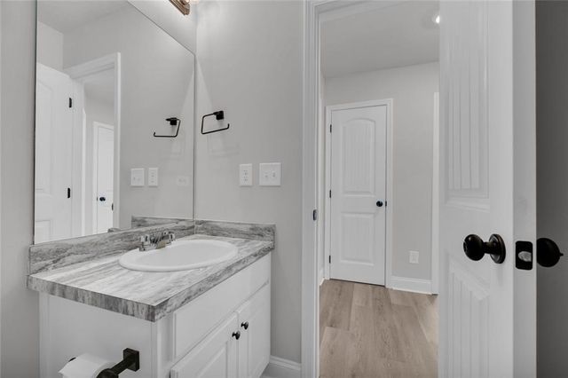 222 Rollingwood Drive, Hull, GA 30646