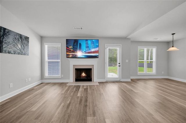 222 Rollingwood Drive, Hull, GA 30646