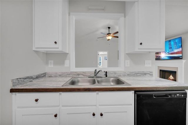 222 Rollingwood Drive, Hull, GA 30646