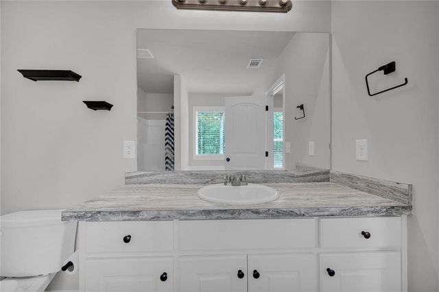 222 Rollingwood Drive, Hull, GA 30646
