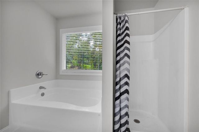 222 Rollingwood Drive, Hull, GA 30646