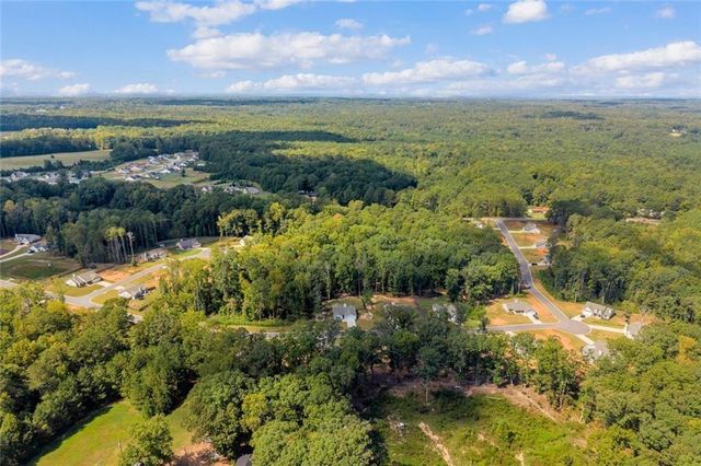 222 Rollingwood Drive, Hull, GA 30646