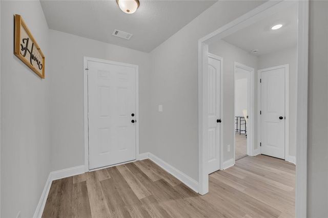 222 Rollingwood Drive, Hull, GA 30646