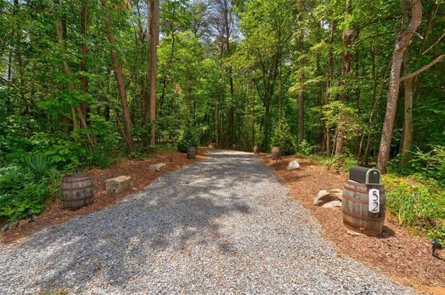 52 Homer Wright Road, Ellijay, GA 30536