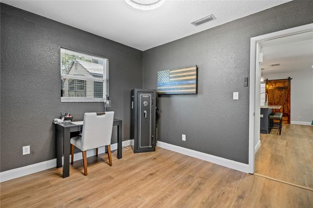 9653 GOLDEN GROVE STREET, Seminole, FL 33772