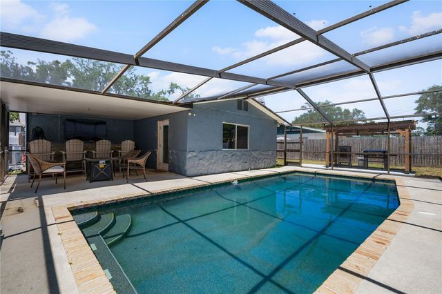 9653 GOLDEN GROVE STREET, Seminole, FL 33772