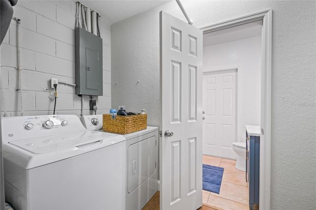 9653 GOLDEN GROVE STREET, Seminole, FL 33772