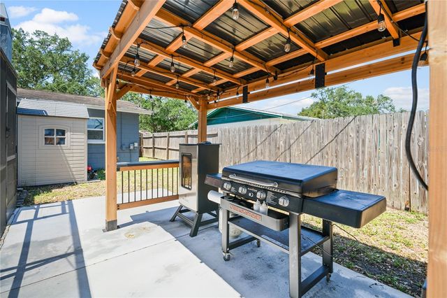 9653 GOLDEN GROVE STREET, Seminole, FL 33772