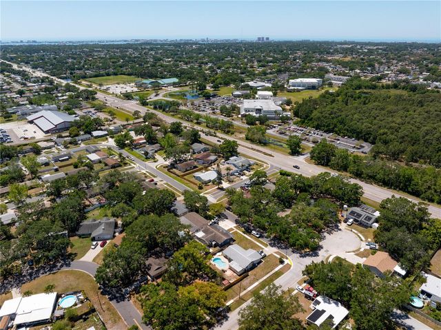 9653 GOLDEN GROVE STREET, Seminole, FL 33772