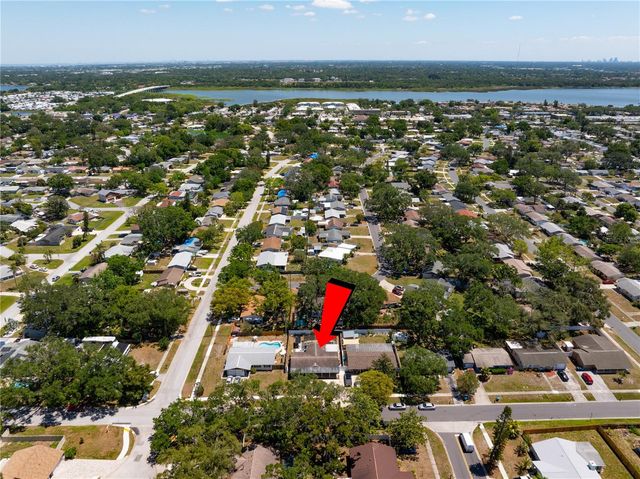9653 GOLDEN GROVE STREET, Seminole, FL 33772