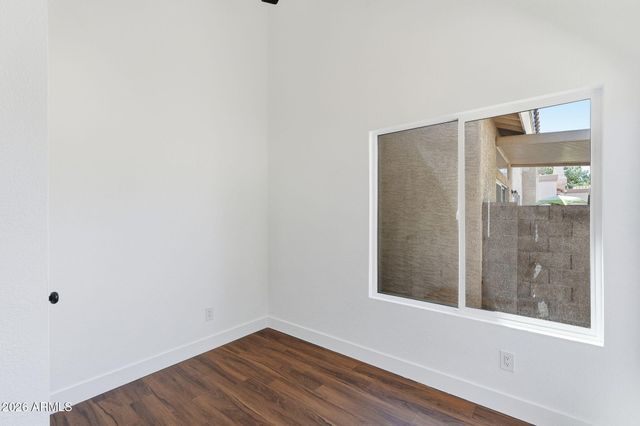 6726 S BRITTANY Lane, Tempe, AZ 85283