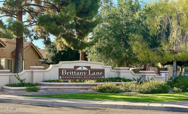 6726 S BRITTANY Lane, Tempe, AZ 85283