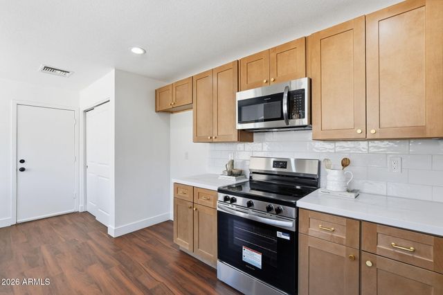 6726 S BRITTANY Lane, Tempe, AZ 85283