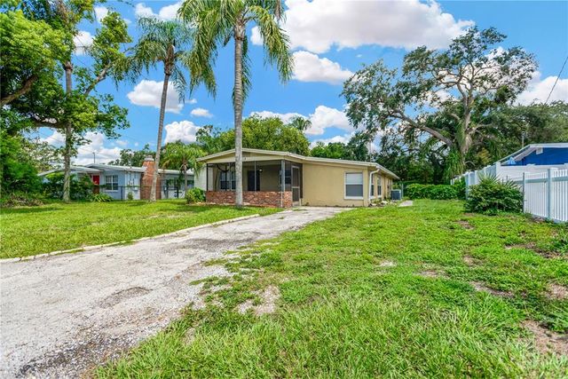 2113 W HERMAN STREET, Tampa, FL 33612