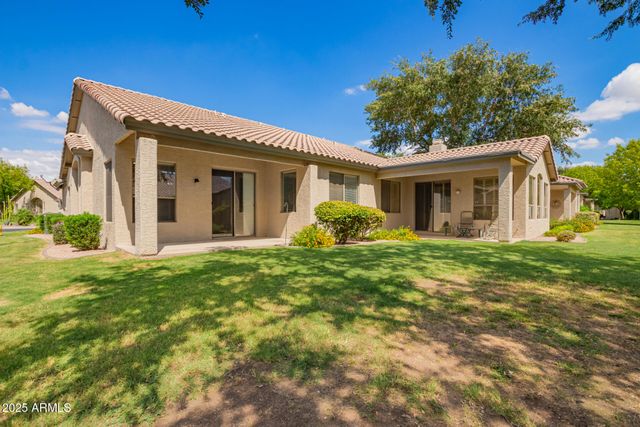 23729 S HARMONY Way, Sun Lakes, AZ 85248