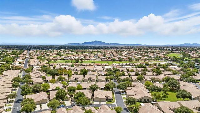 23729 S HARMONY Way, Sun Lakes, AZ 85248