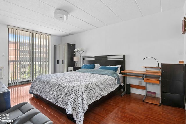 13624 Maple Ave Apt 3D, New York City, NY 11355