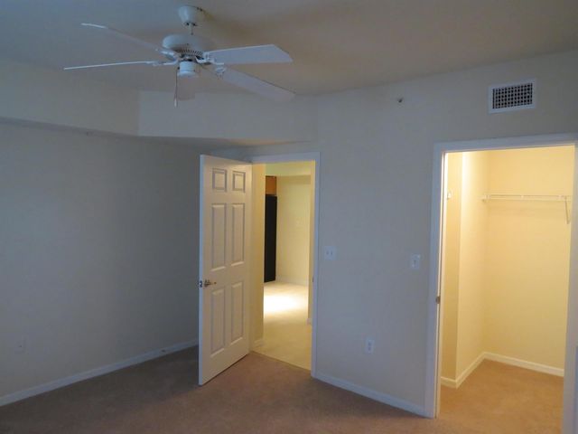 6492 Emerald Dunes Drive 203, West Palm Beach, FL 33411