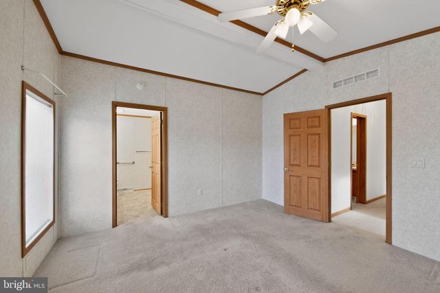 405 VILLAGE WAY, Royersford, PA 19468