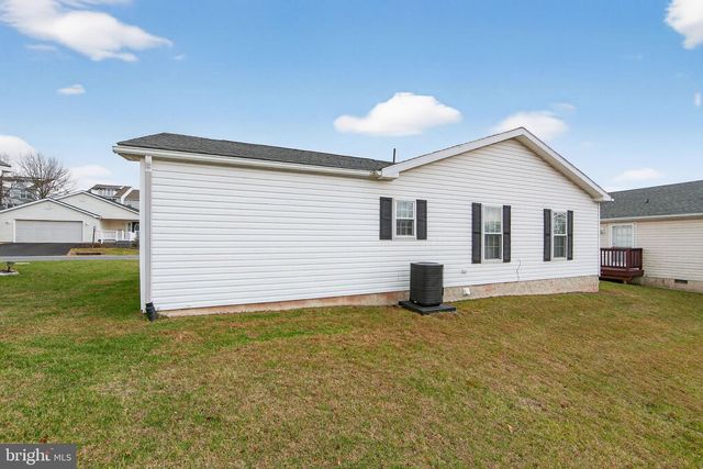 405 VILLAGE WAY, Royersford, PA 19468