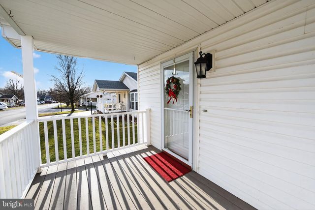 405 VILLAGE WAY, Royersford, PA 19468