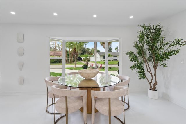 440 NW 11TH Avenue, Boca Raton, FL 33486