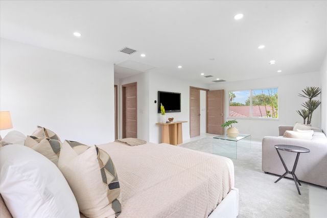 440 NW 11TH Avenue, Boca Raton, FL 33486