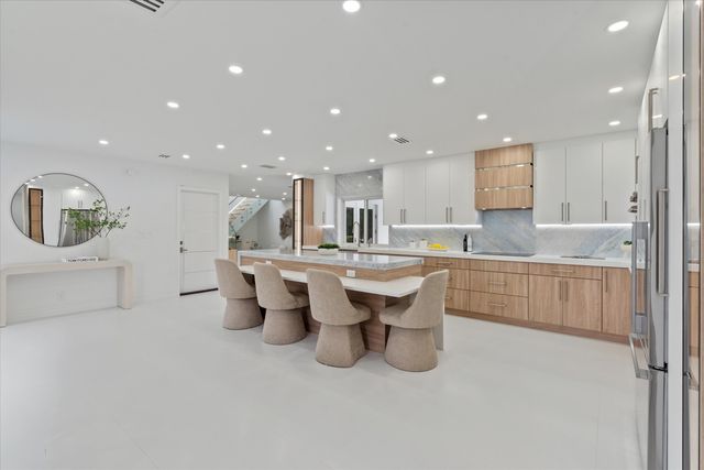 440 NW 11TH Avenue, Boca Raton, FL 33486